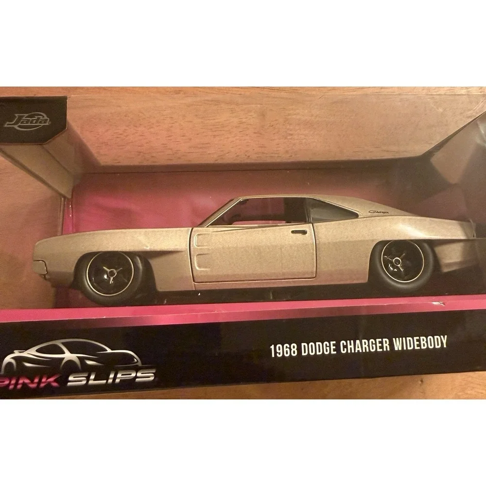 JADA PINK SLIPS 1968 DODGE CHARGER WIDEBODY 1:24 SCALE  Diecast New‎